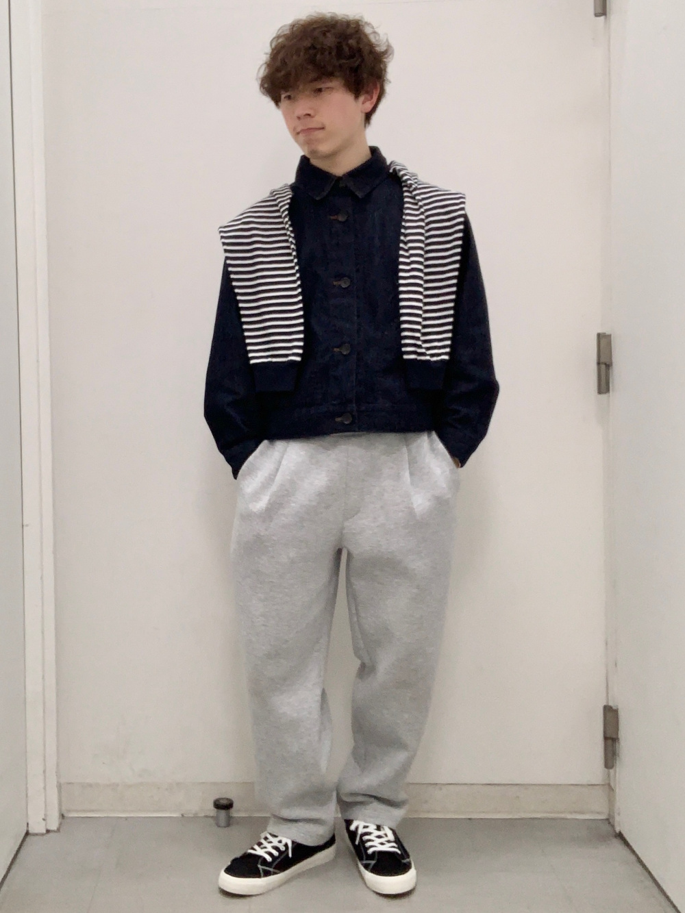 パフスウェットキャロットパンツ(丈標準69.0～73.0cm)、デニム