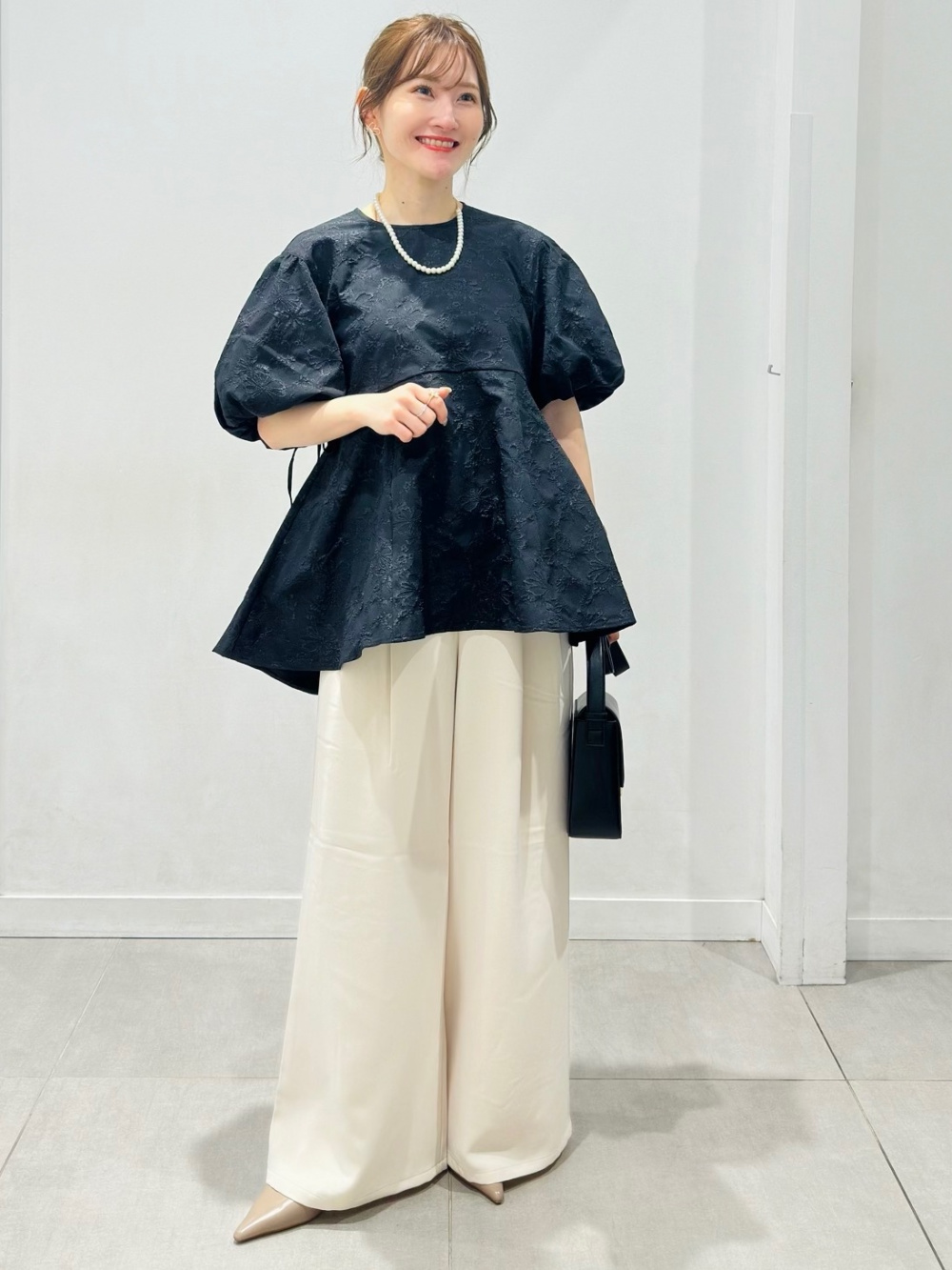 Draped Wide Pants、Bubble Sleeve Blouse/HalfSlv」| GU的穿搭理念