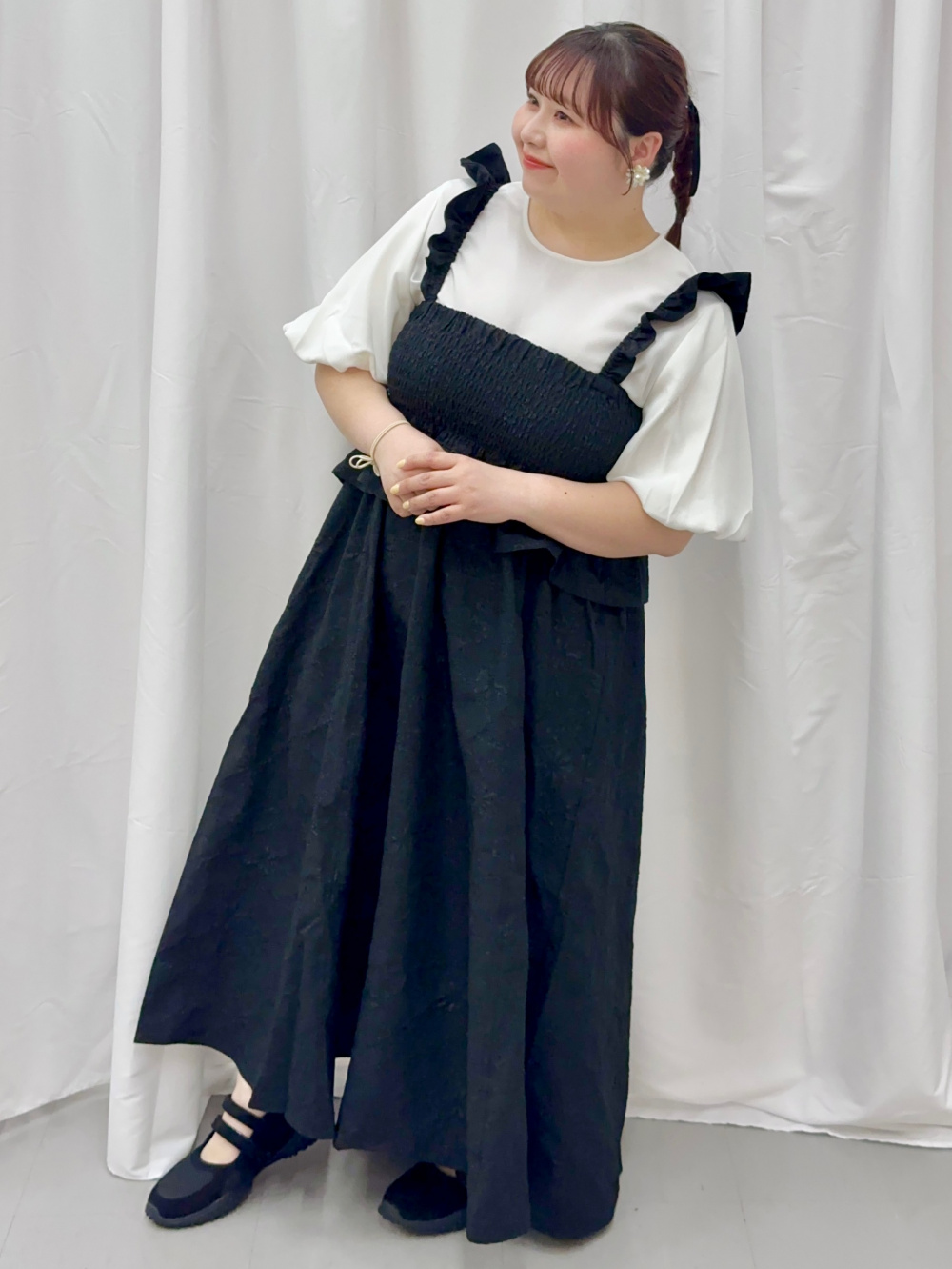 Bubble Sleeve Blouse/HalfSlv、Smocking Dress by rokh」| GU的穿搭理念
