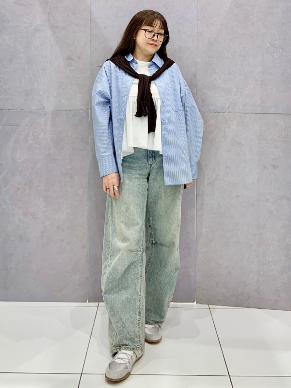 Woven Combination T-Shirt、Super Wide Jeans/PF」的穿搭靈感｜GU