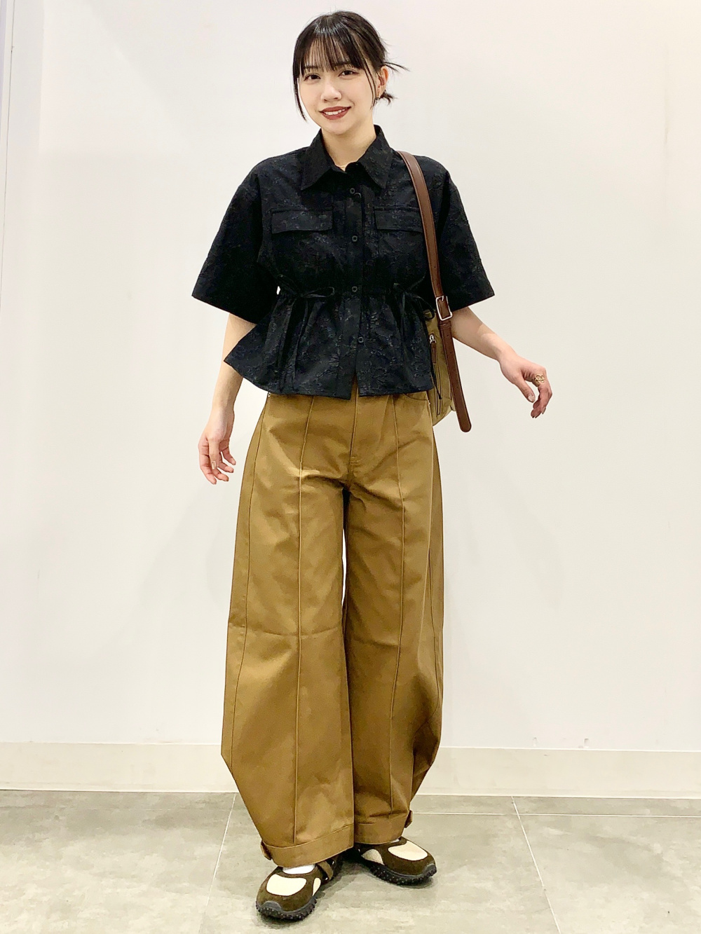 Soft Sheer Crew-Neck T-Shirt/Q、Lacy Stitch Knitted Camisole Tunic