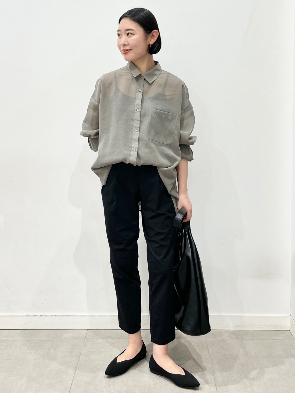 Draped Wide Pants、2Way Nylon Bag」| GU的穿搭理念