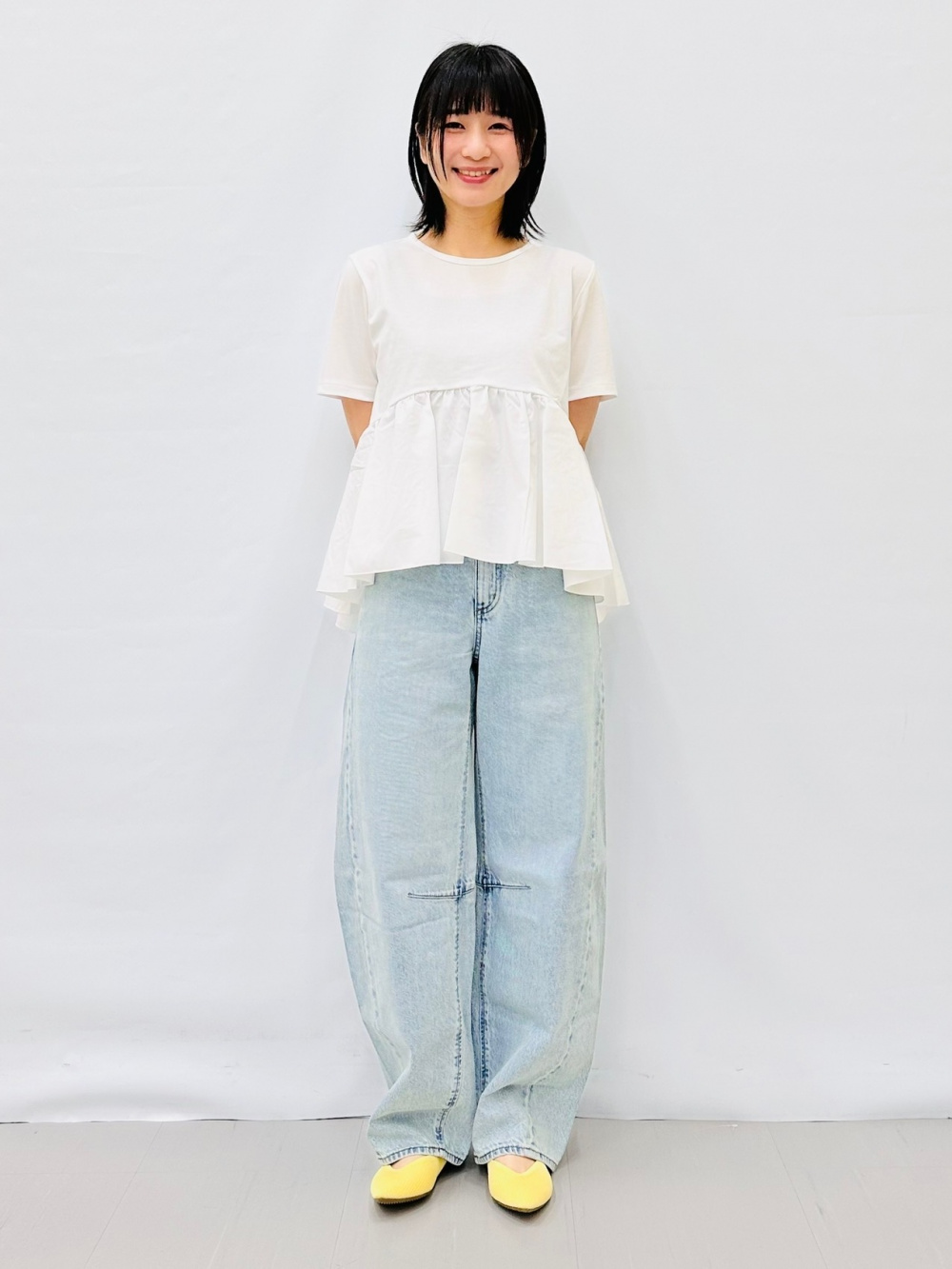 Check styling ideas for「Sheer Dolman Sleeve Shirt、Pleated Wide