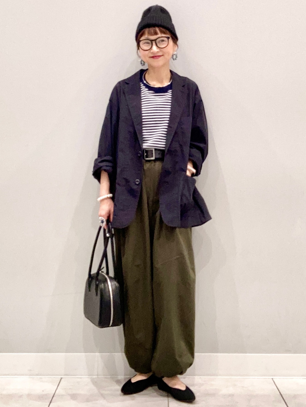 Check styling ideas for「Sheer Dolman Sleeve Shirt、Pleated Wide