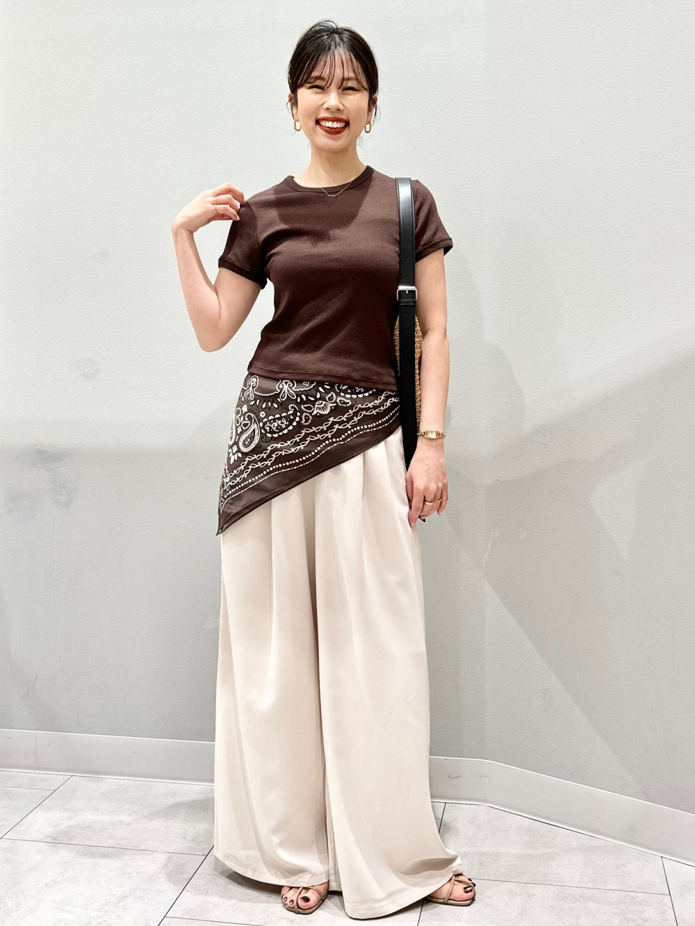 トップス pedestal Draped Wide Pants、Textured Shirt/HalfSlv」| GU的穿搭理念