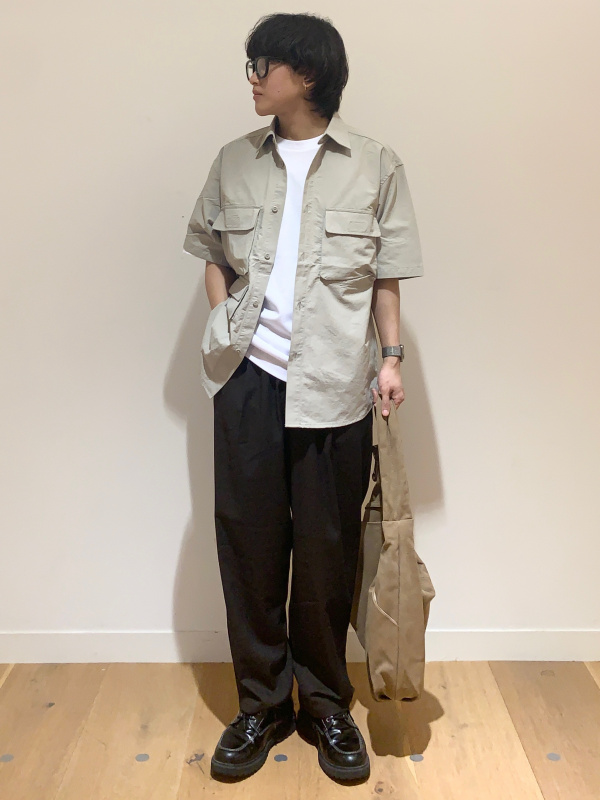 キャロットスラックス(丈標準69.5～73.5cm)（メンズ）の着用