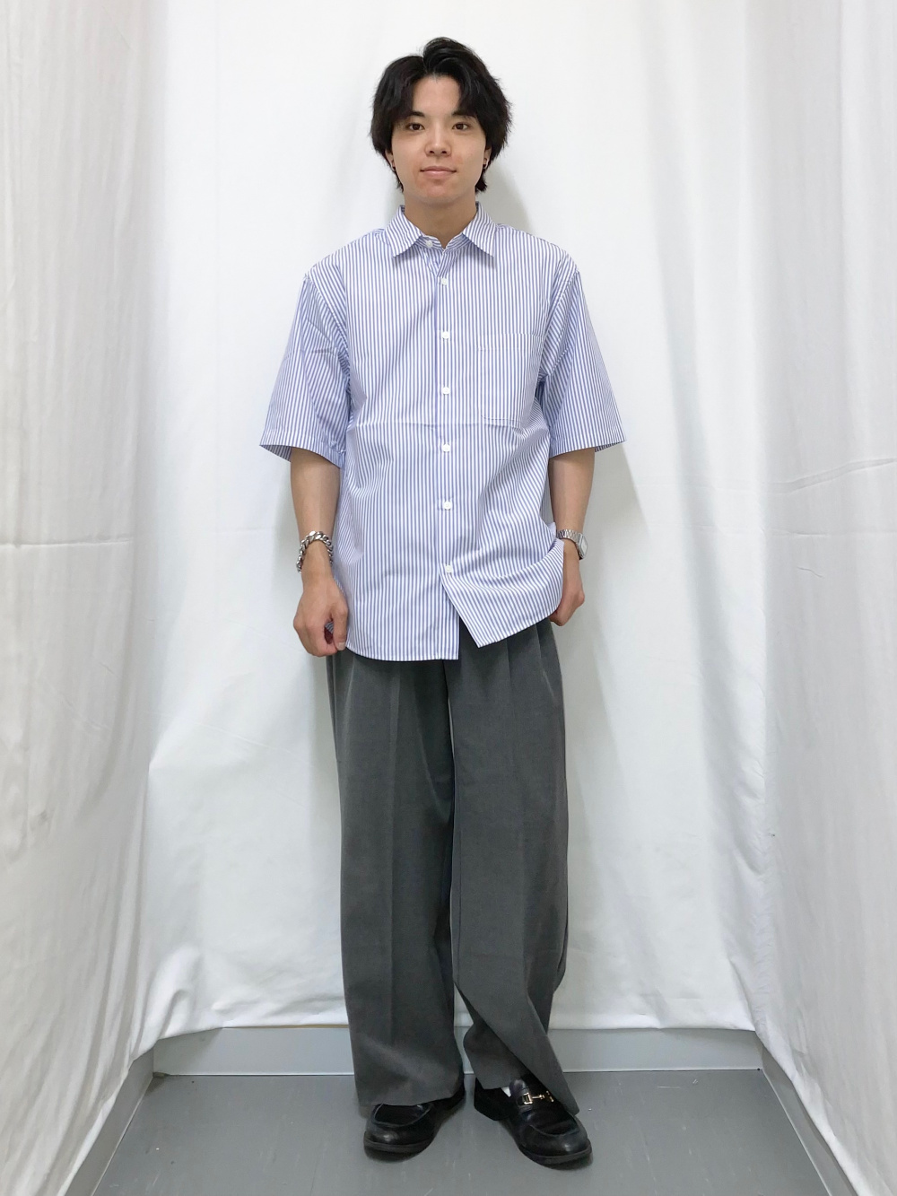 はる Easy Care Broadcloth Shirt/HalfSlv/Striped」| GU的穿搭理念