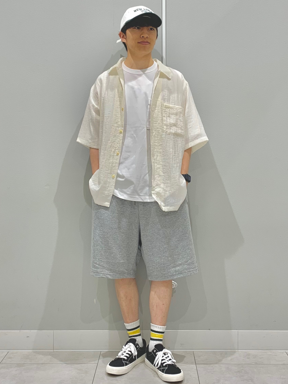 Comfy Insole Canvas Sneakers、Dry Oversized Polo Shirt/Halfslv