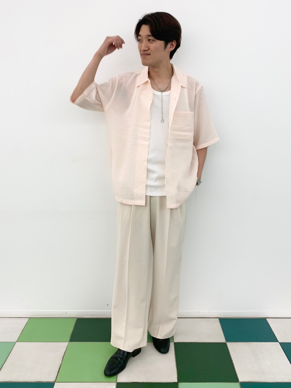 Imitation Pearl Necklace、Textured Shirt/HalfSlv」| GU的穿搭理念