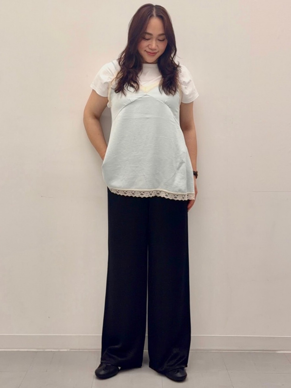 Satin Relaxed Pants、Dry Slub T-Shirt」的穿搭靈感｜GU