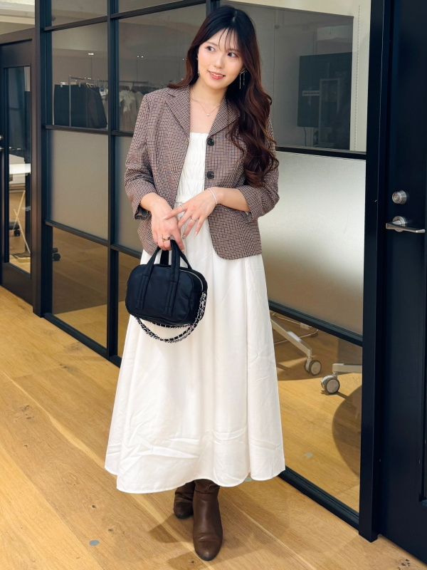 Textured Shirt/HalfSlv、Satin Relaxed Pants」的穿搭靈感｜GU