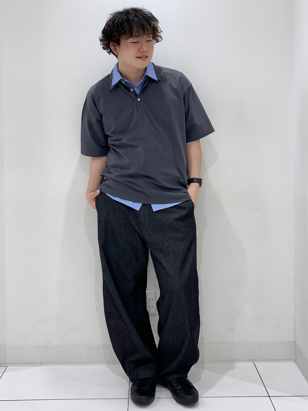 Easy Care Broadcloth Shirt/HalfSlv、Wide straight slacks」| GU的穿