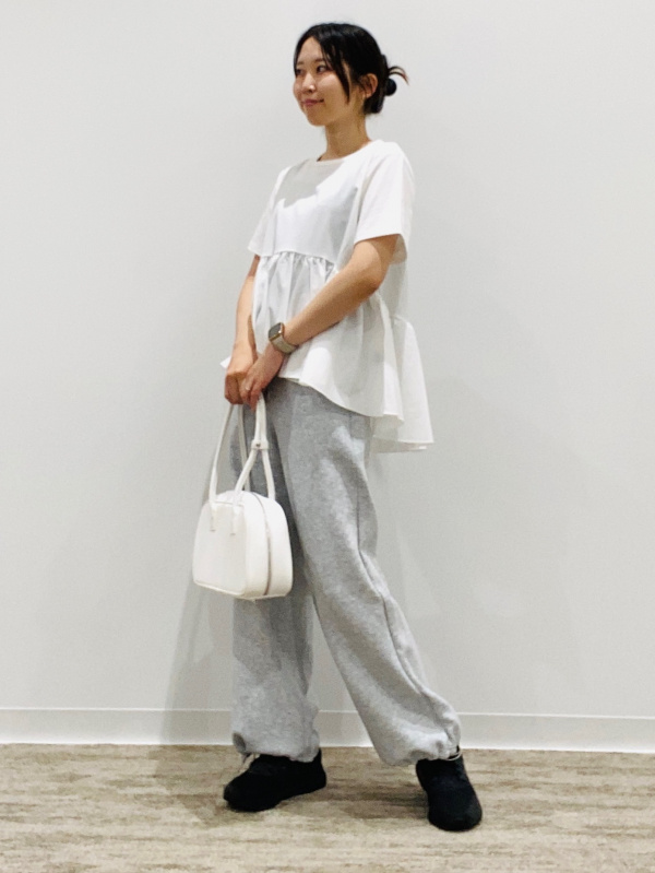 Woven Combination T-Shirt」的穿搭靈感｜GU