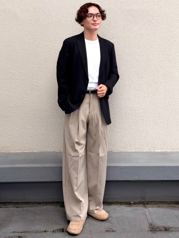 Lacy Stitch Knitted Shirt/Halfslv、Pleated Wide Pants/MN」的穿搭