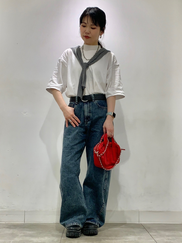 3D Barrel Jeans/UL、Color Combination Tape Long Belt/ST」的穿搭