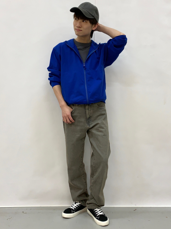 Dry UV Protection Full-Zip Hoodie」的穿搭靈感｜GU
