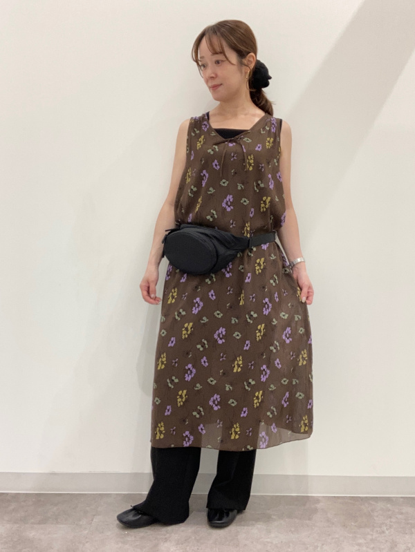 スーパーオーバーサイズT ST、ツイルバギークロップドパンツ STの