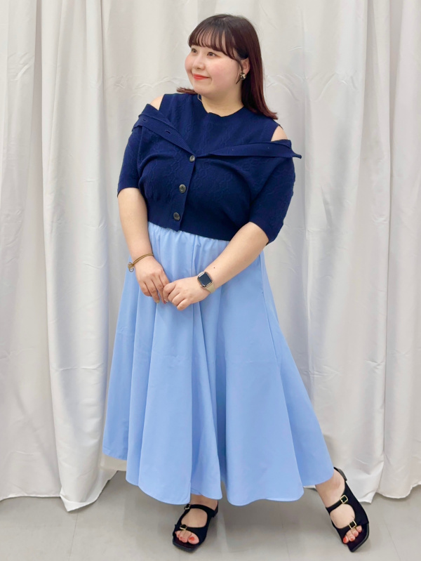 Crew Neck Sweater/Sleeveless/ST、Oxford Shoes/MN」的穿搭靈感｜GU