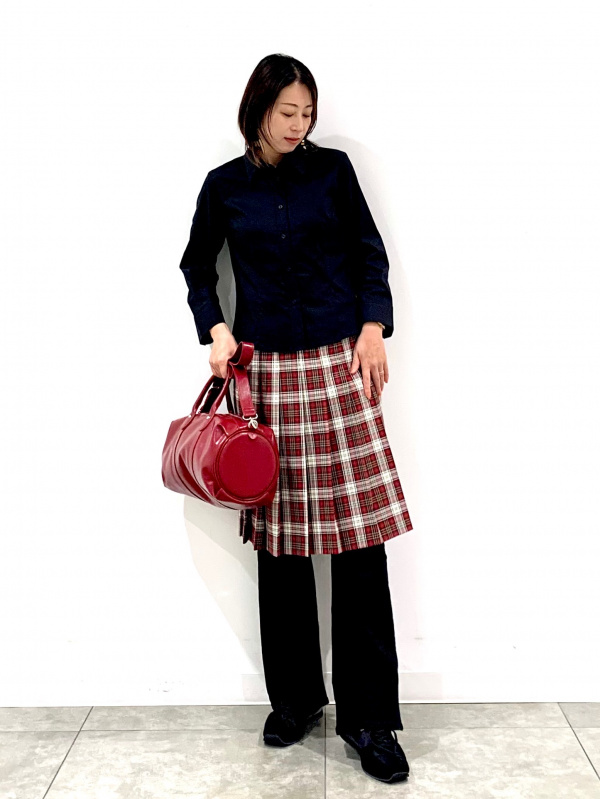 Square Toe Sneakers/CL、Baby Shirt/7/8 Slv/MN」的穿搭靈感｜GU