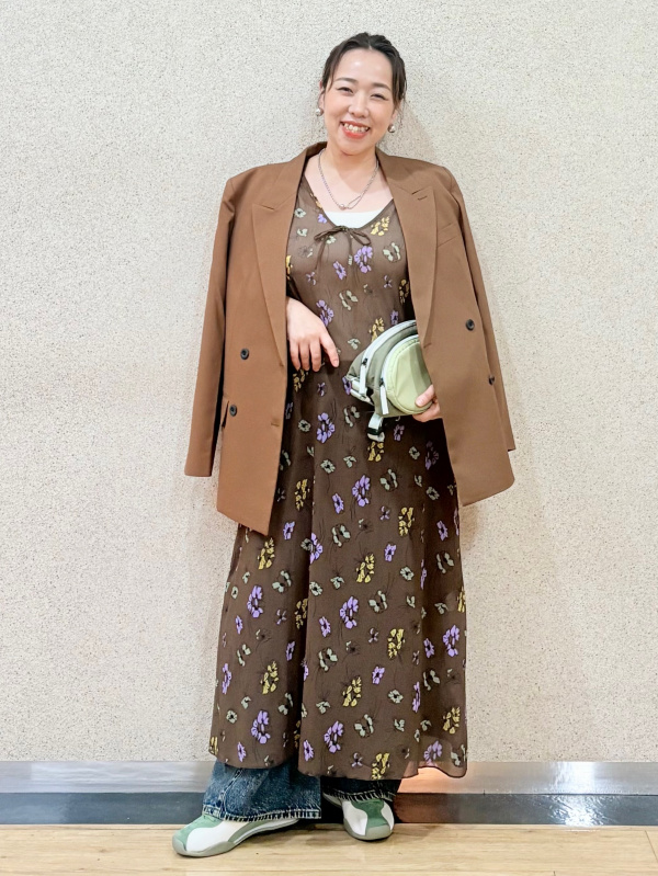 スーパーオーバーサイズT ST、ツイルバギークロップドパンツ STの