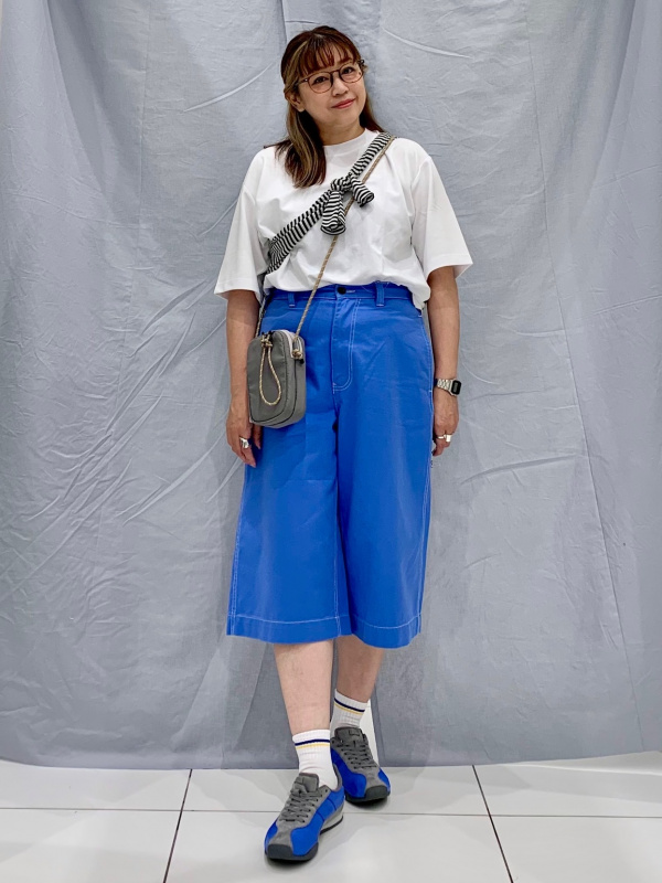 Boxy Graphic T-shirt/MUSIC/PF、Square Faux Leather Scrunchie/MN