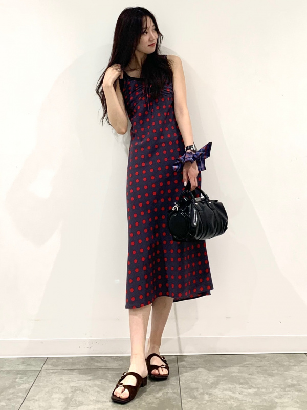 An outfit using Lace Blouse | Sleeveless and Chino Pleated Barrel