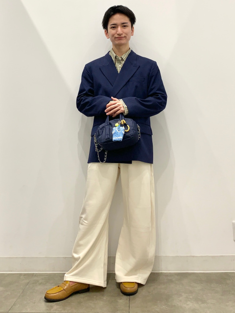 Super Wide Jeans/PF、Faux Leather Zip Jacket/MN」的穿搭靈感｜GU