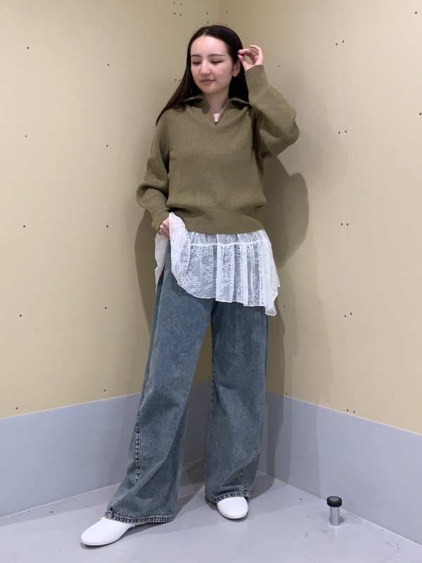 Pleated Wide Pants/MN、Rib Stitched Half-Zip Sweater/UL」的穿搭