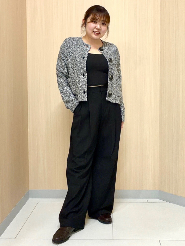 Faux Leather Zip Jacket/MN、Pleated Wide Pants/MN」的穿搭靈感｜GU