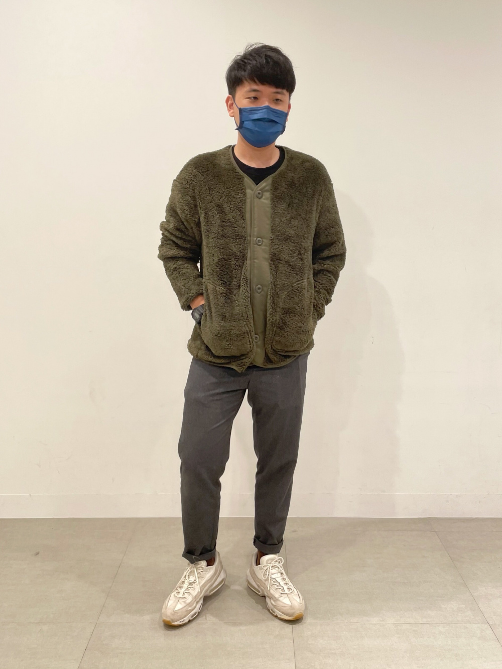 イージーアンクルパンツ(セットアップ可能)、アンクルソックス3P」の