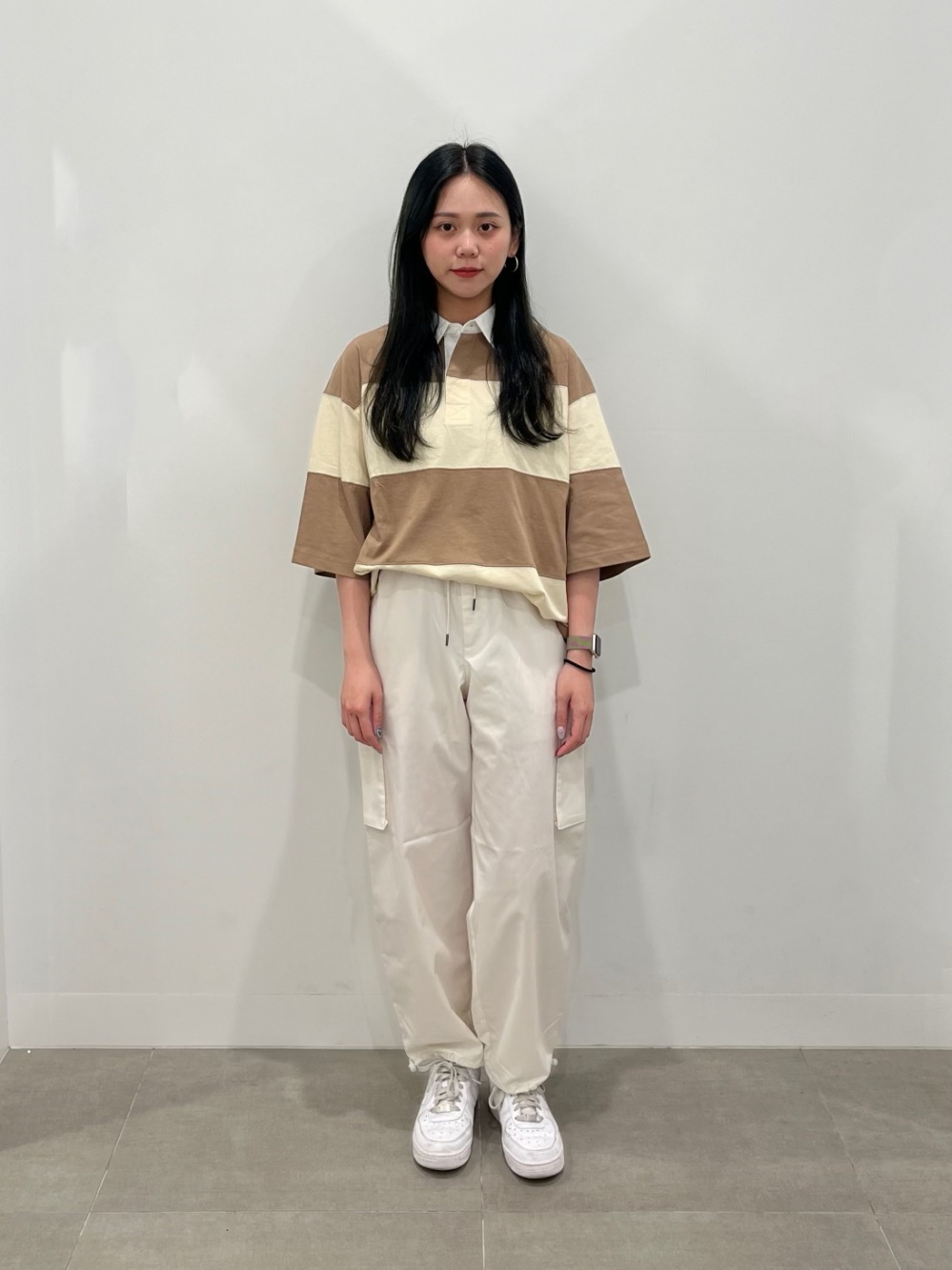 オーバーサイズラガーシャツ(5分袖)、カーゴプルオンパンツ(丈
