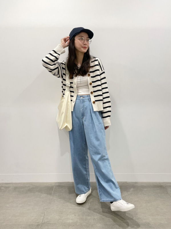 パフスリーブブラウス(5分袖)Q、ライトデニムワイドパンツ(丈標準69.0