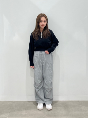 GU公式 | パラシュートパンツQ