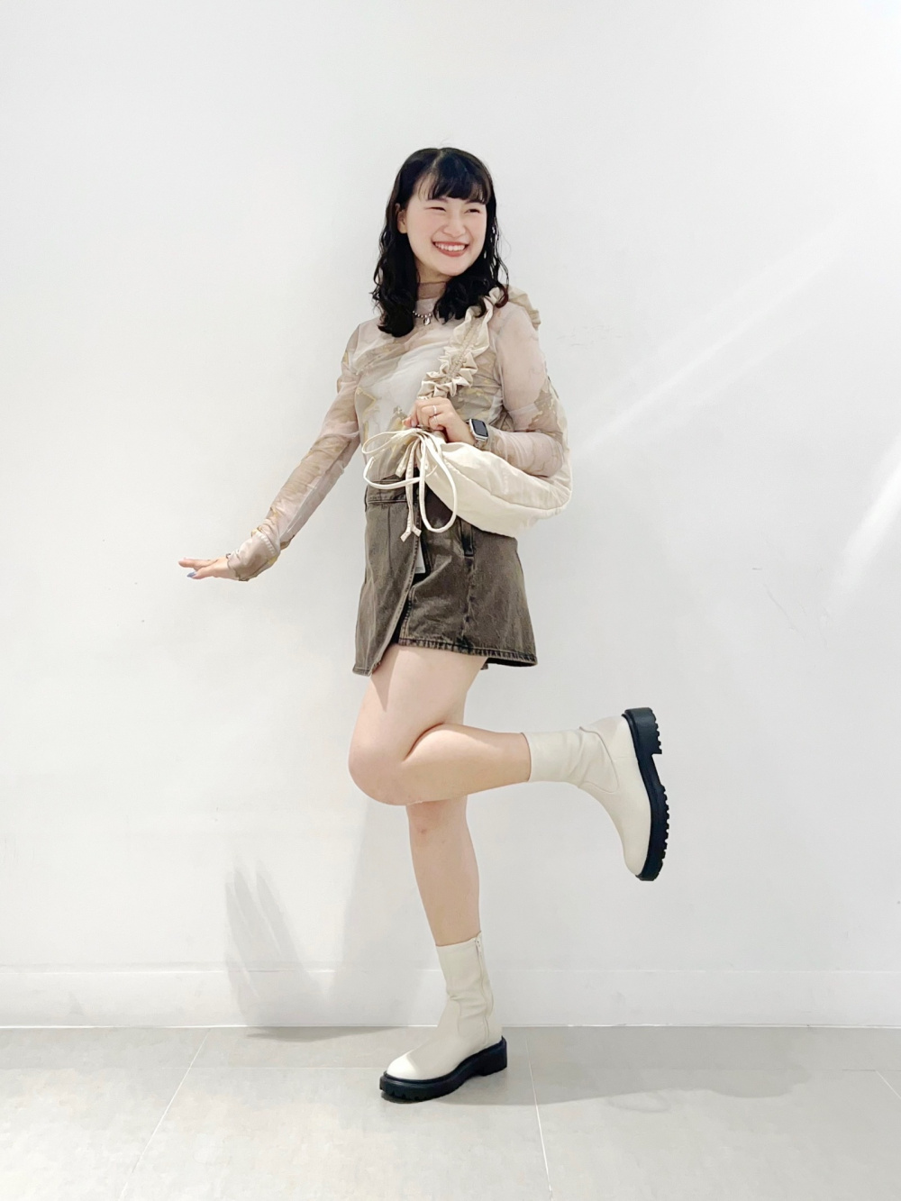 肆蘇廳凱繧　ページ Ultra Stretch Volume Sole Boots」| GU的穿搭理念