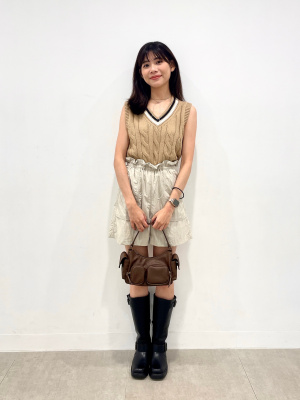 GU公式 | ナイロンプルオンショートパンツ+E