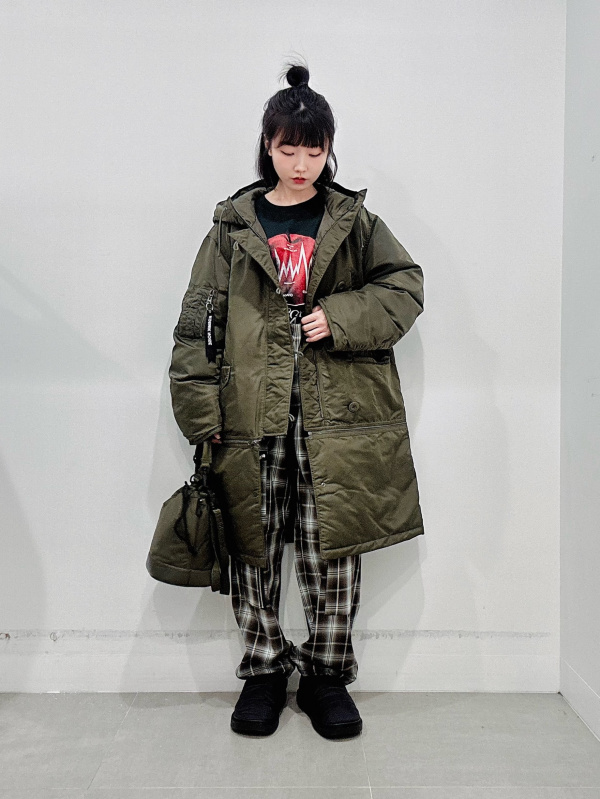 ヒートパデッドコンバーチブルコート UNDERCOVER、ジップポケット
