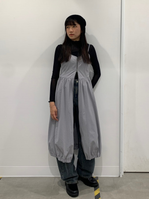 GU公式 | フロントジップバブルヘムワンピースNTQ+E