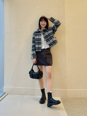 GU公式 | レザータッチアウトポケットバッグ