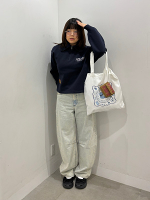 GU公式 | セーラーカラースウェットプルオーバー Frieren