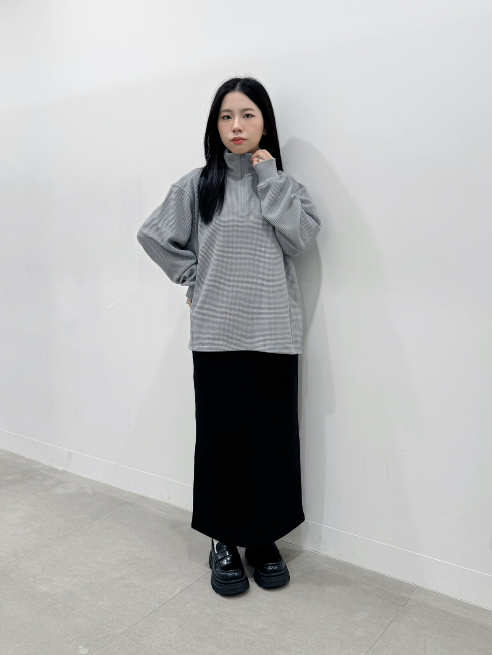 rienda | ラインストーンロゴスウェットトップス (Tシャツ