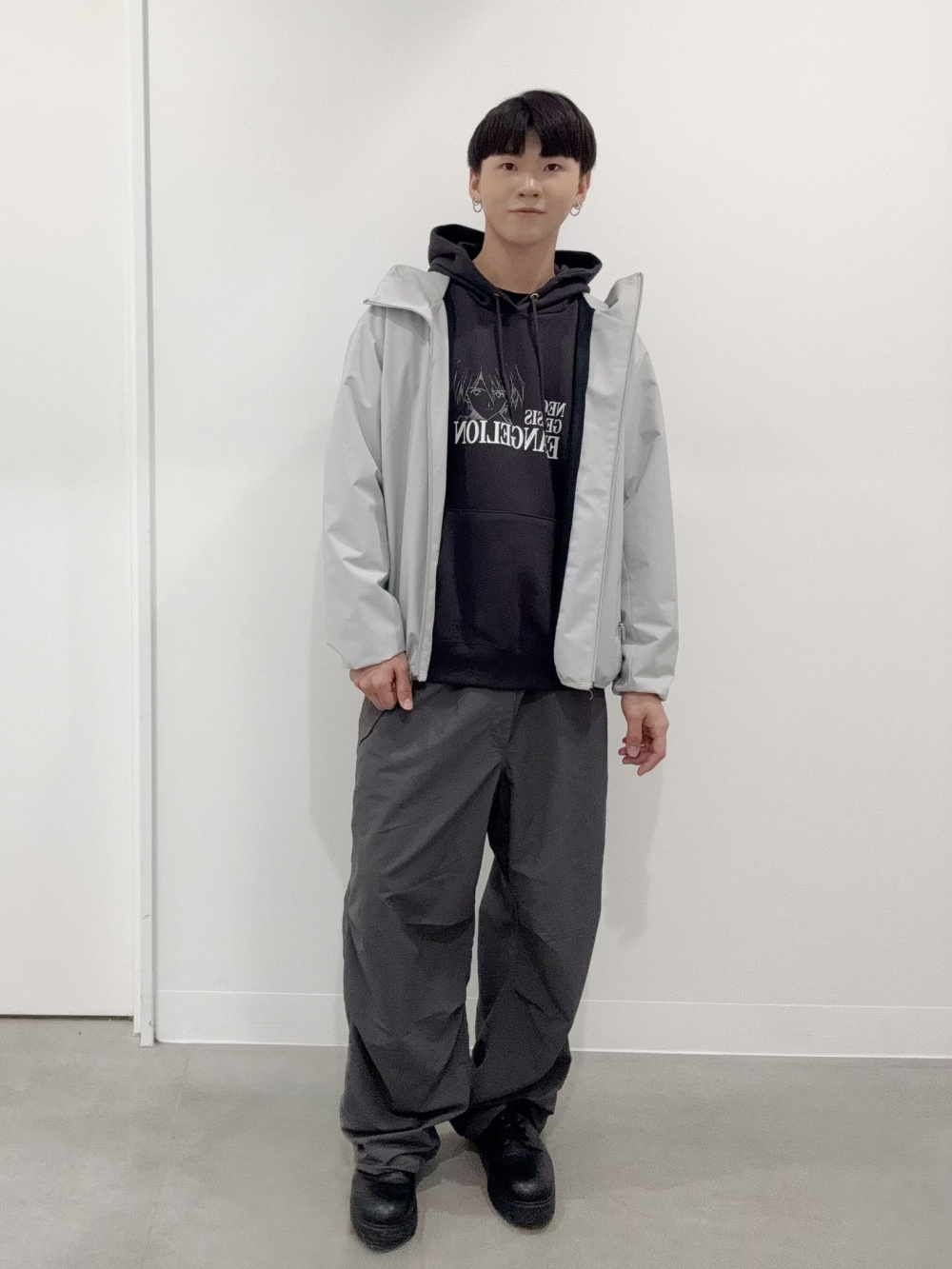 グラフィックT(半袖) MUSIC(Blur) 2、エンブロイダリーオープンカラー