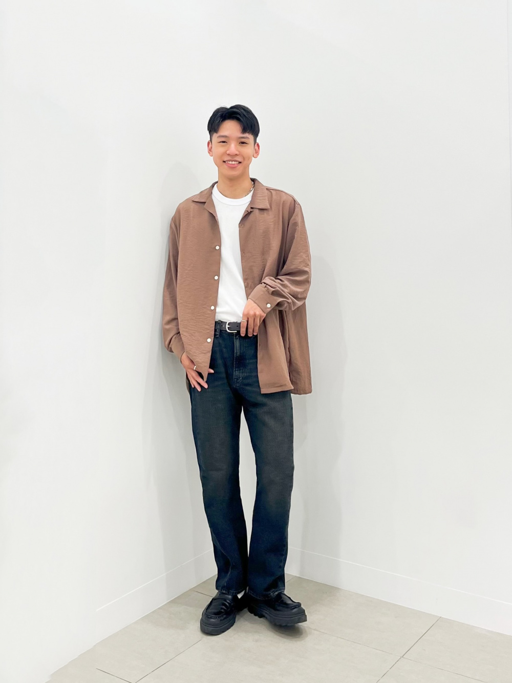 ツイストシームジーンズNT+E」の着用コーディネート| ジーユー