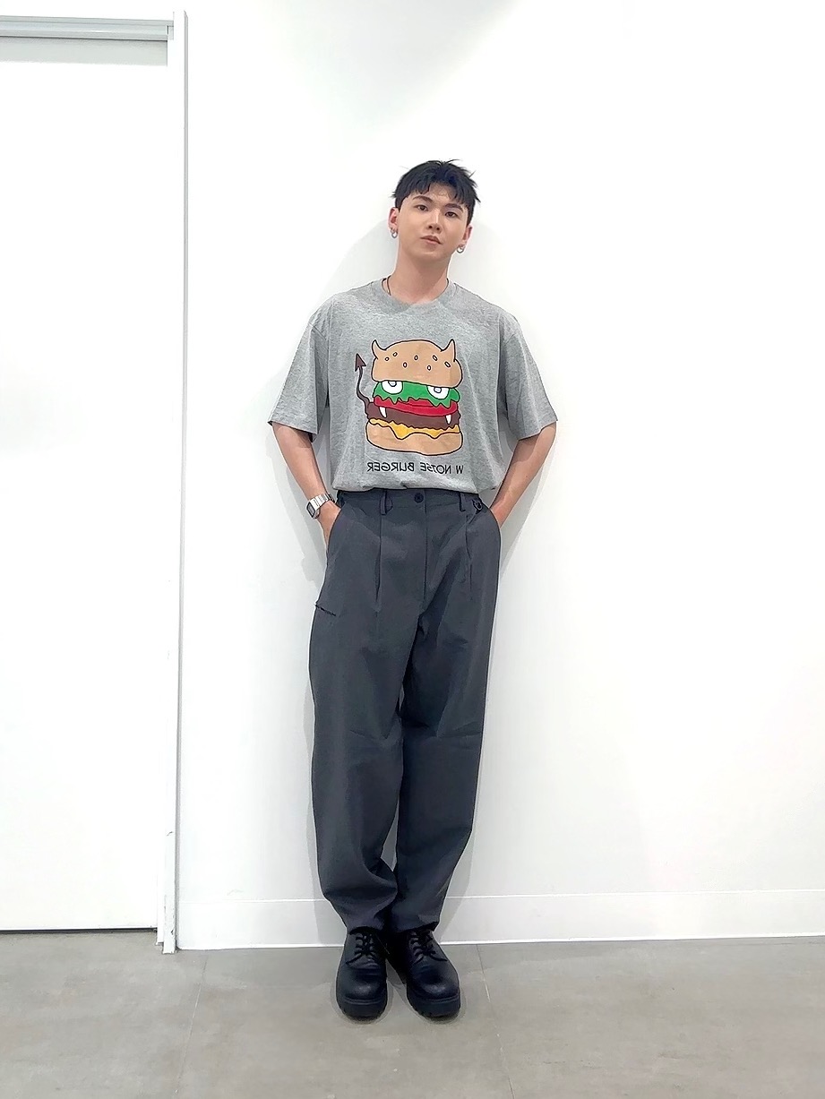UNDERCOVER テーパードスラックス グラフィックT(5分袖) UNDERCOVER 3、ワイドテーパードパンツ