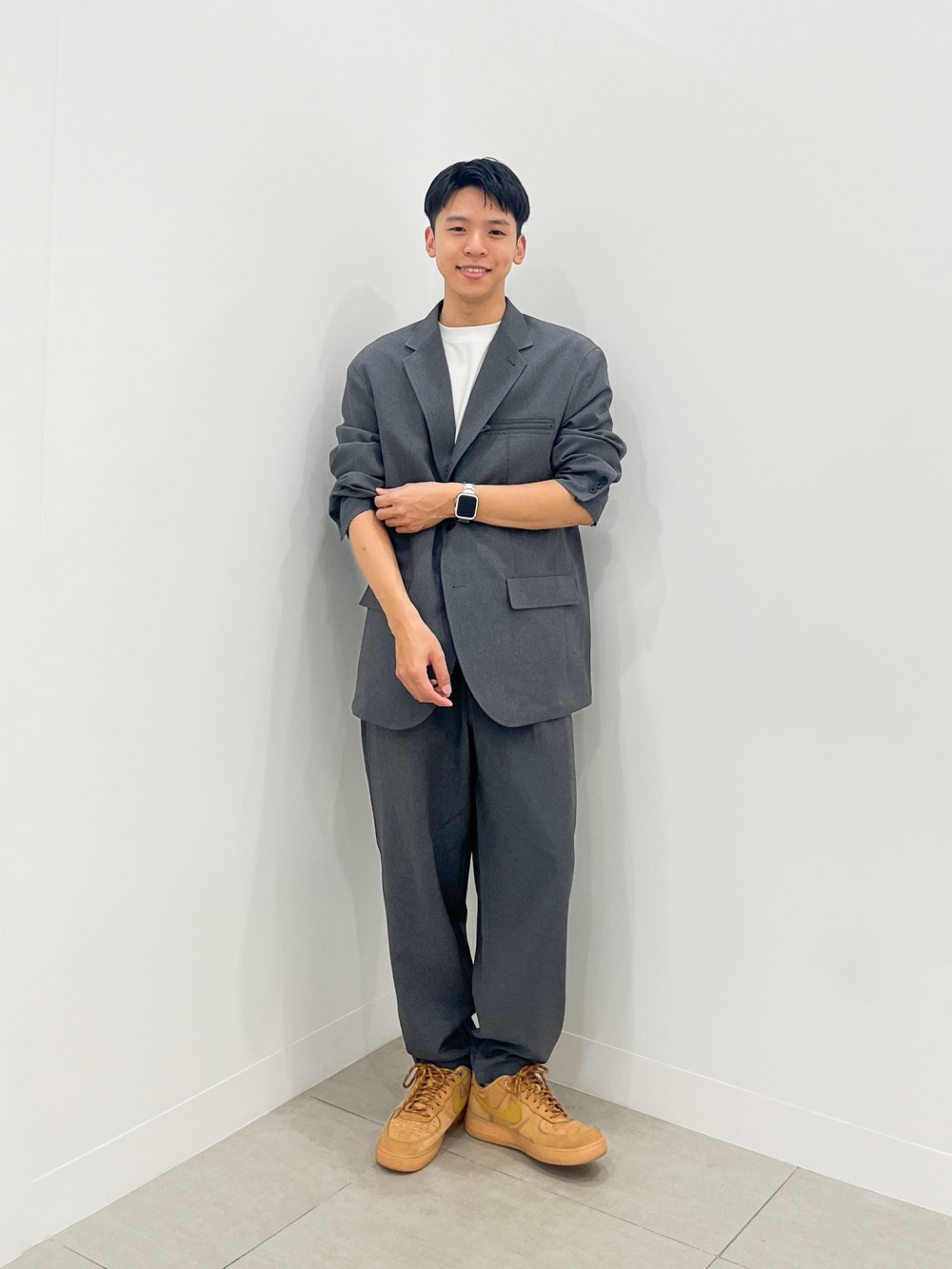 UNDERCOVER テーパードスラックス グラフィックT(5分袖) UNDERCOVER 3、ワイドテーパードパンツ