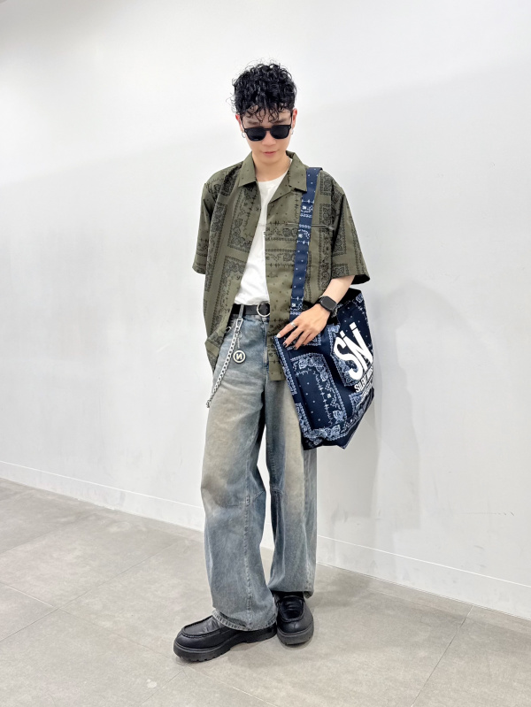 グラフィックT(5分袖) UNDERCOVER 3、チュニックシャツ UNDERCOVERの