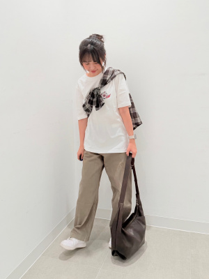 GU公式 | グラフィックT OMIYAGE(A.Ishiguro) +X