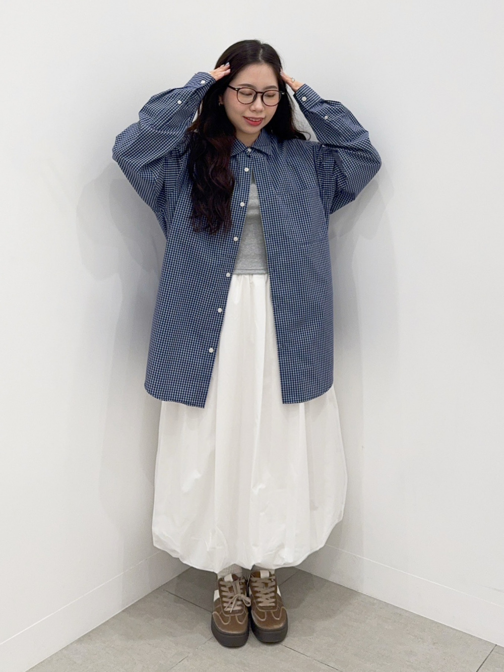 バブルヘムミディスカート」の着用コーディネート| ジーユー