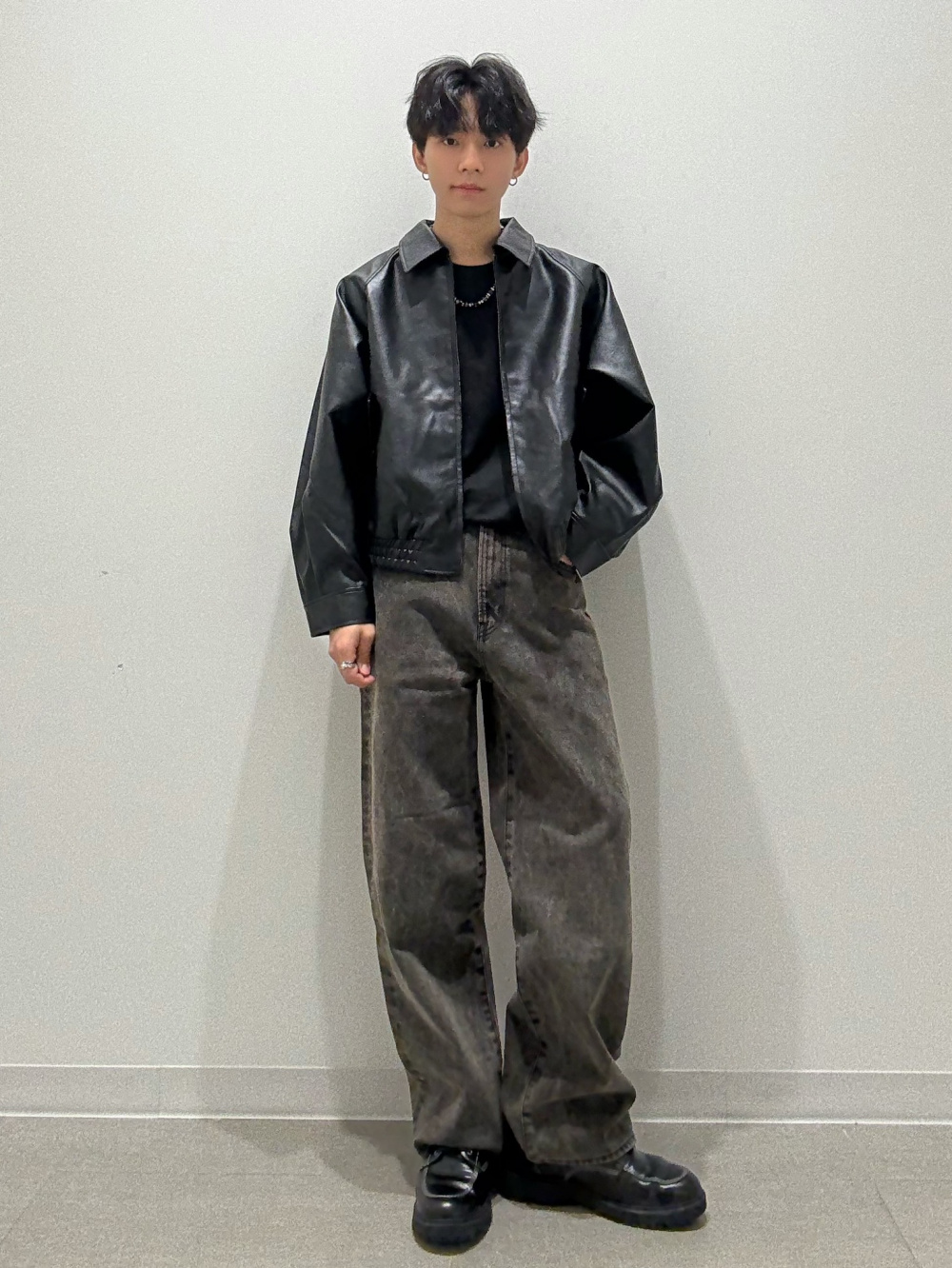 Faux Leather Harrington Jacket」| GU的穿搭理念