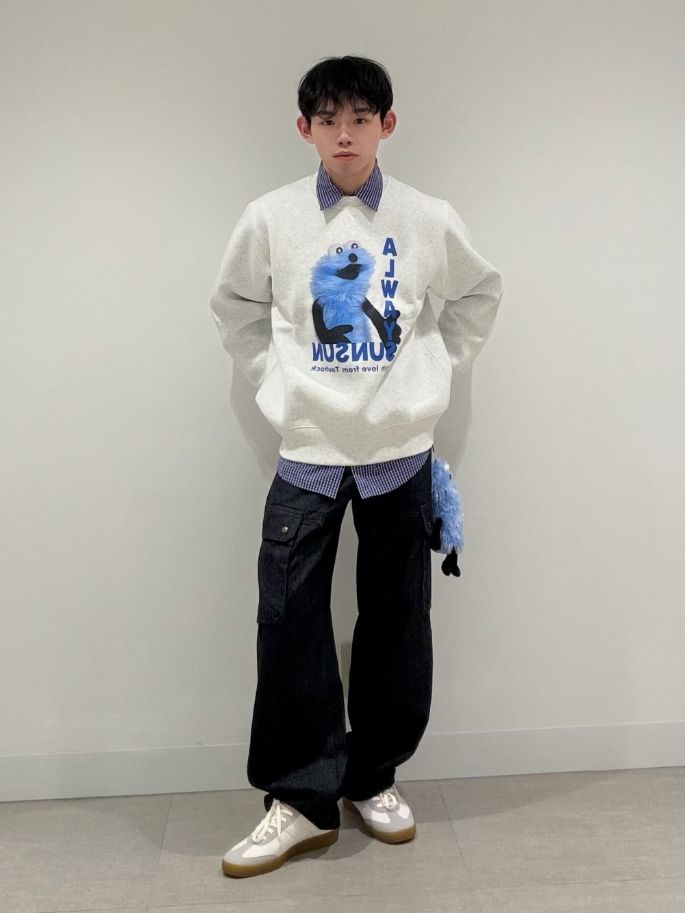 ヘビーウェイトスウェットプルオーバー パペットスンスン、ポーチ