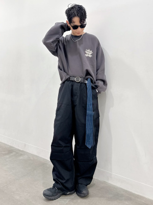 GU公式 | ヘビーウェイトスウェットプルオーバー ストレンジャー